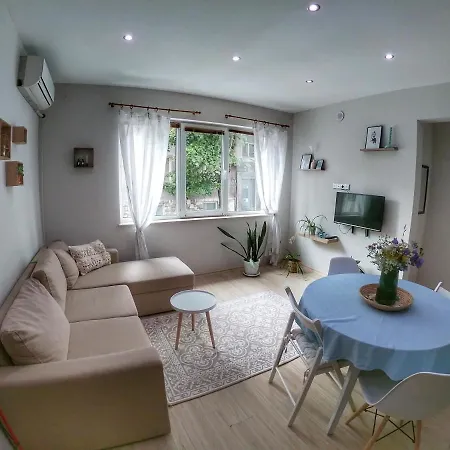 Into The Blue, 4 Guests, 5 Min Away From The Warna