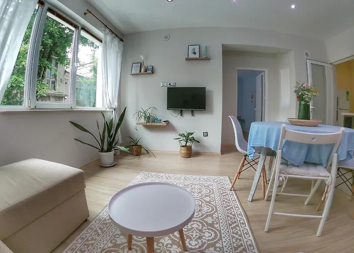 Apartment Into The Blue, 4 Guests, 5 Min Away From The Varna